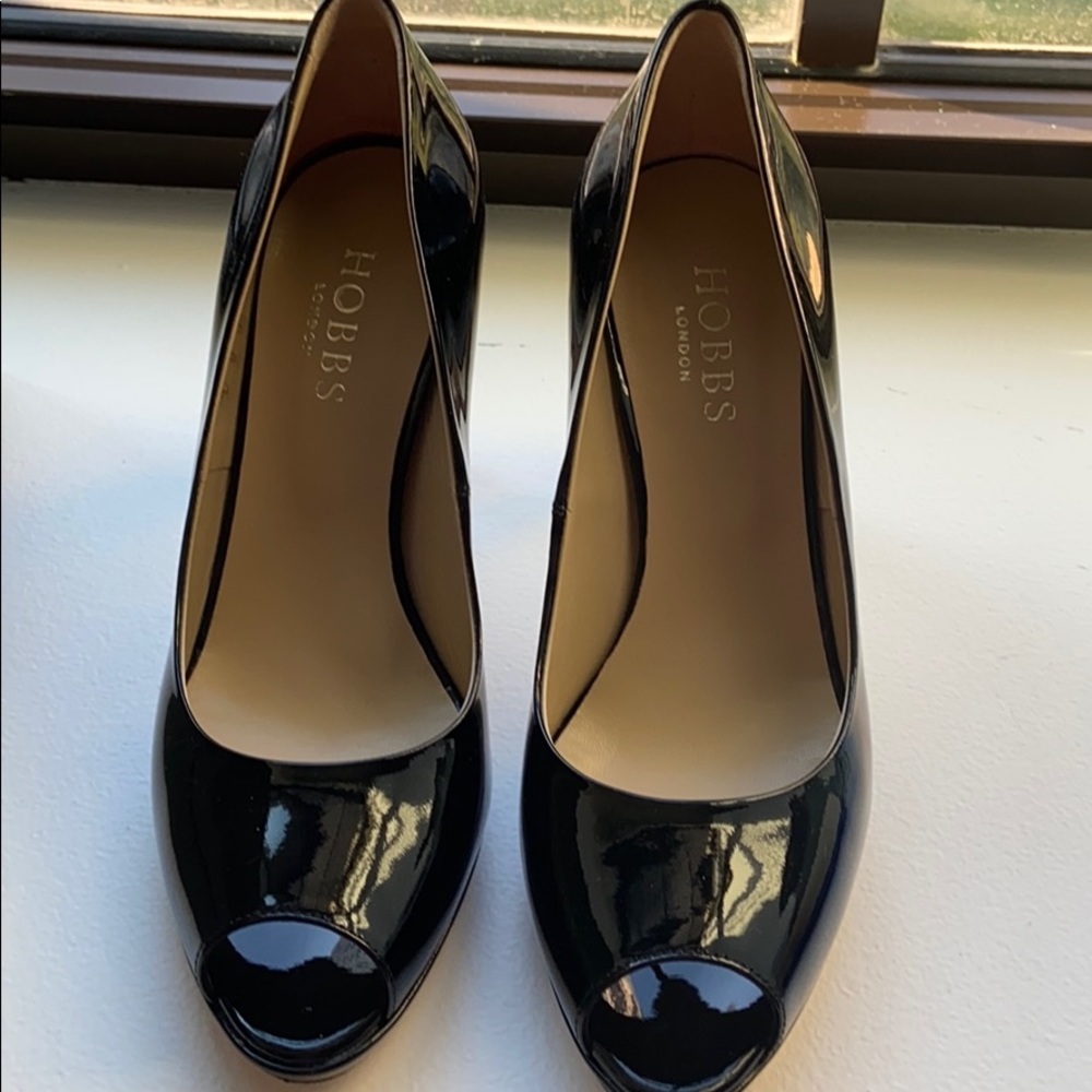 Hobbs Peep Toe Black Patent NWT US 6